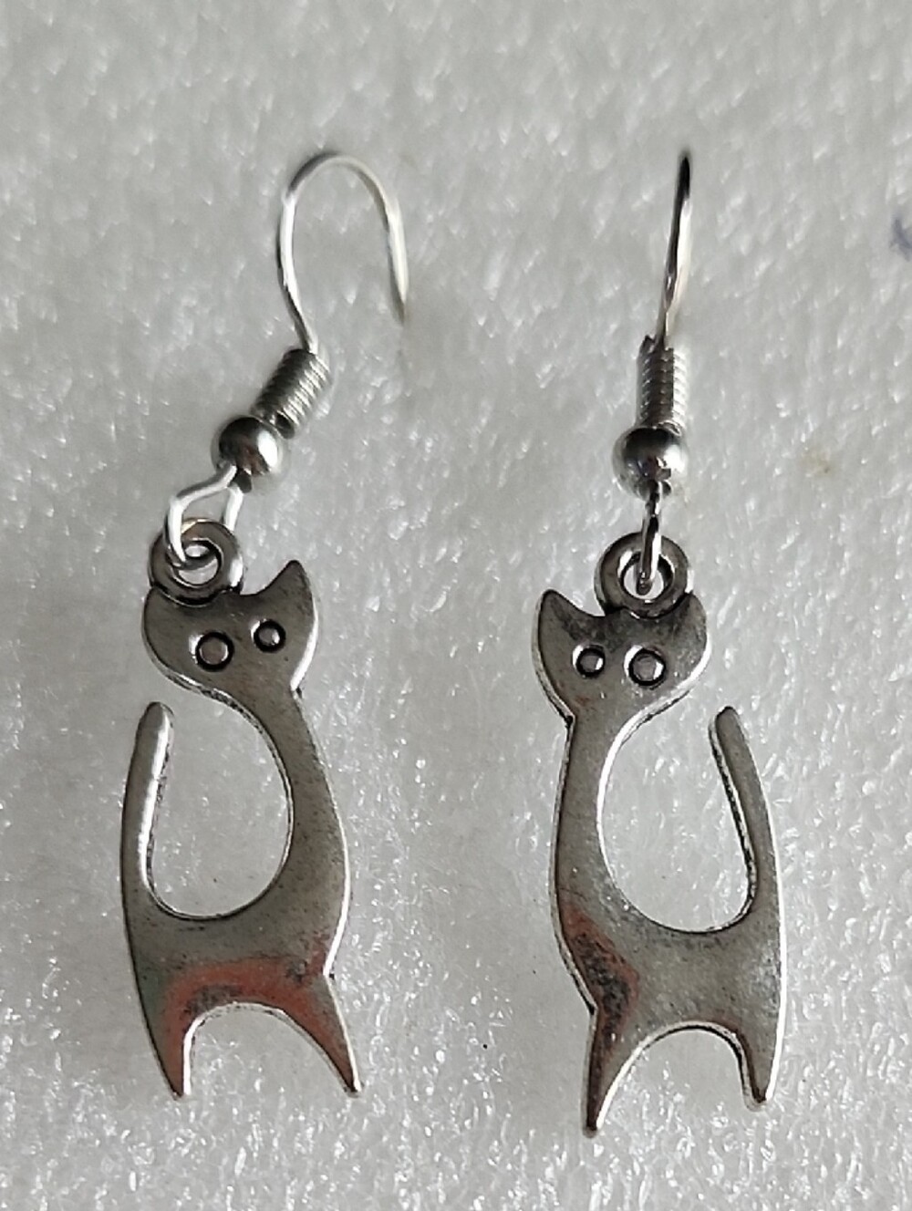 Hand Crafted Silver Cat Dangle Earrings